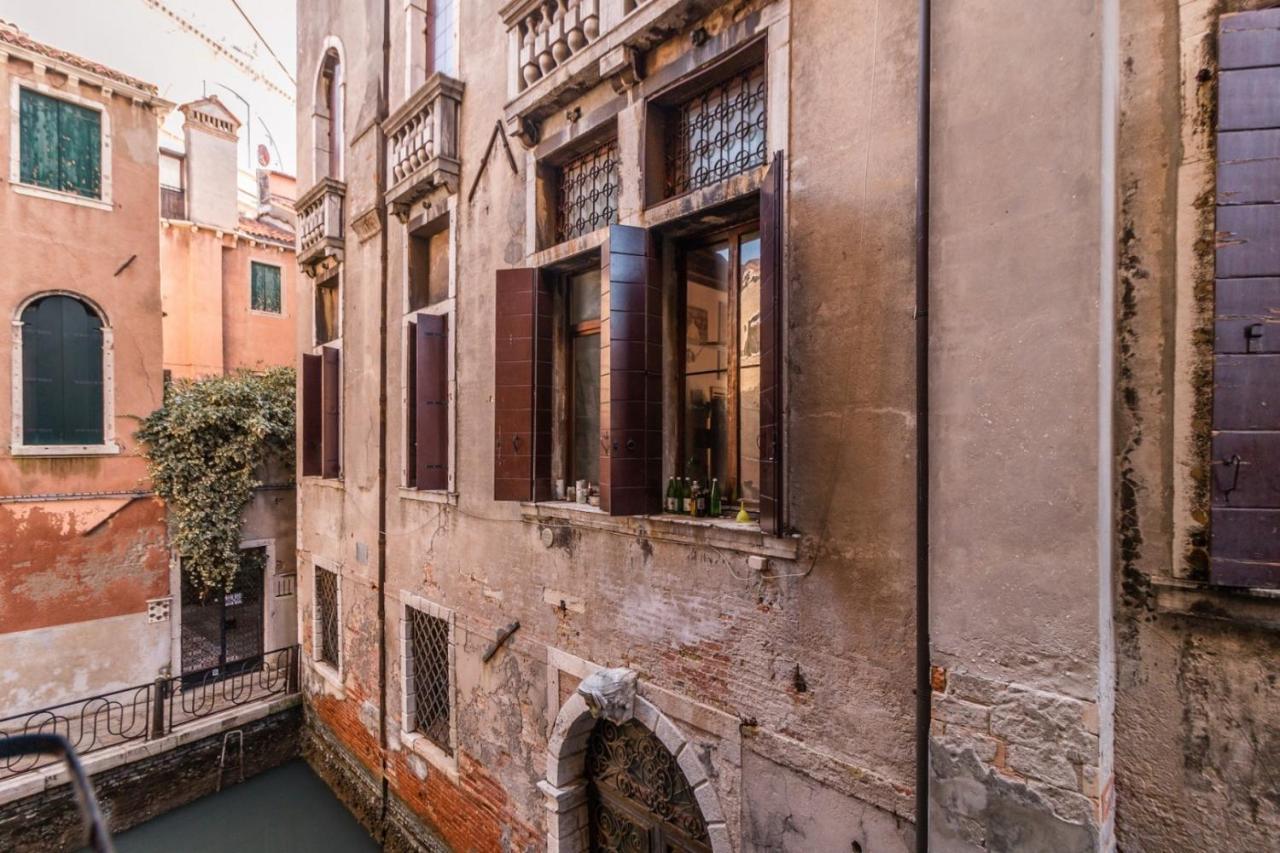 Fenice Backstage Over Canal Venice Ngoại thất bức ảnh