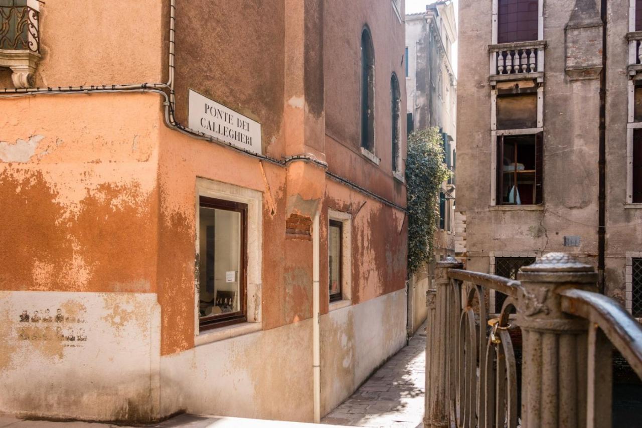Fenice Backstage Over Canal Venice Ngoại thất bức ảnh
